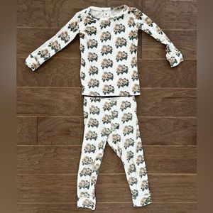 Kate Quinn pajamas